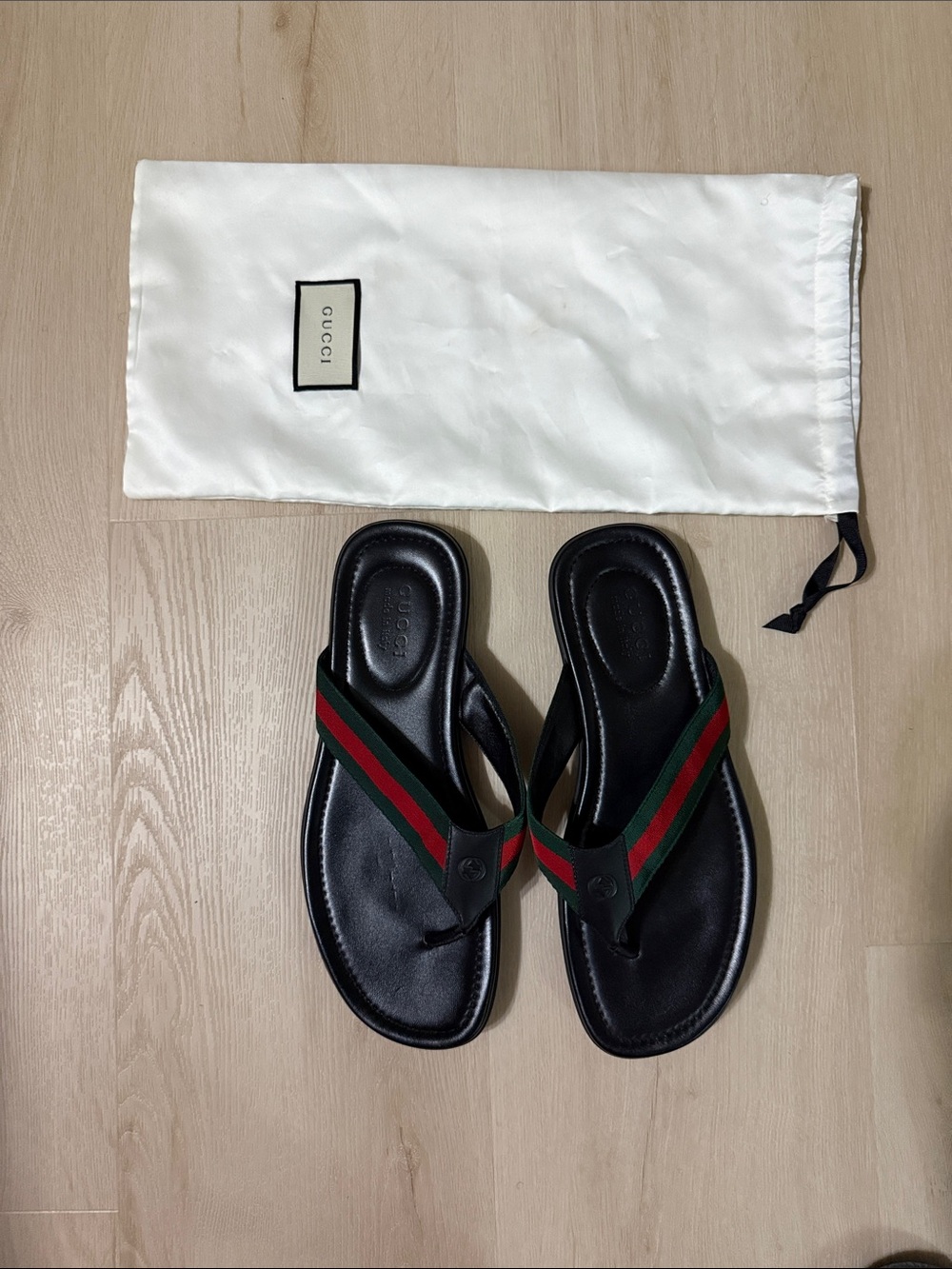 Gucci Men's Black Leather Thong Sandals with Signature Web Stripe Men Size 10 - Picture 6 of 8